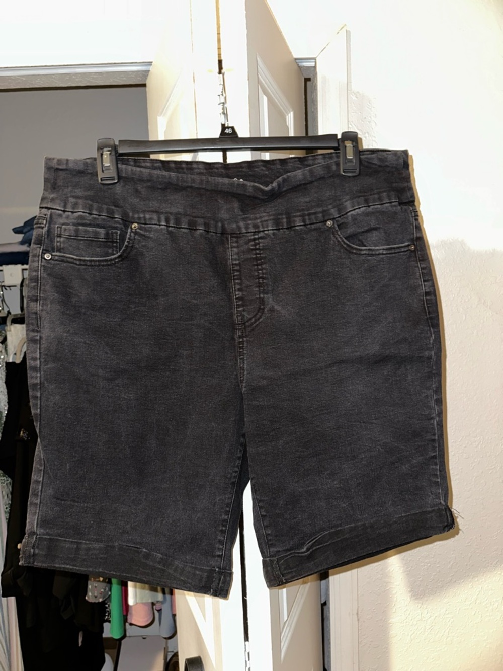 Terra & Sky Black Women's Denim Jean Shorts - Classic Mid-Rise